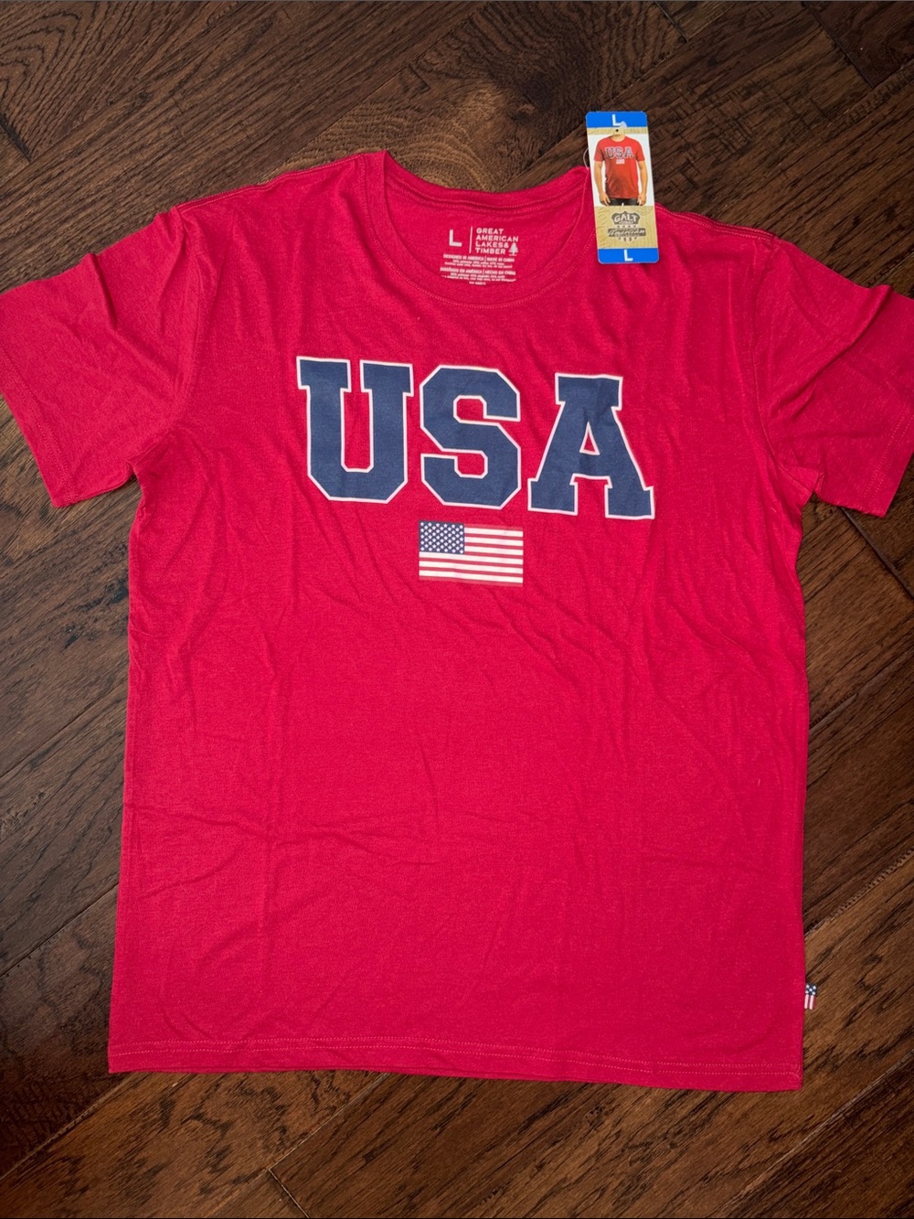 USA Graphic Short Sleeve Tee in Red by